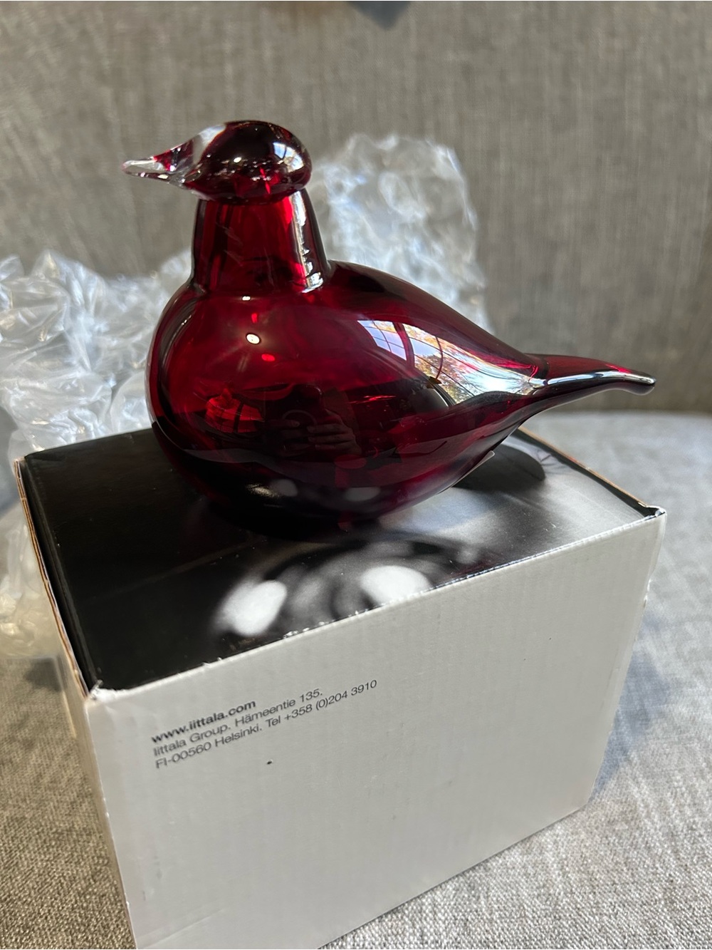 Iittala Little Tern Cranberry Hand blown Glass Bird